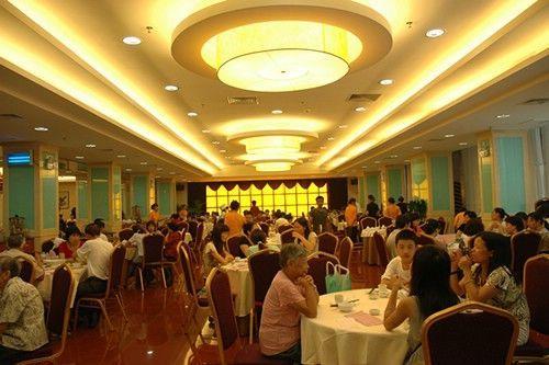Heshen Business Hotel Guangzhou Restaurant photo